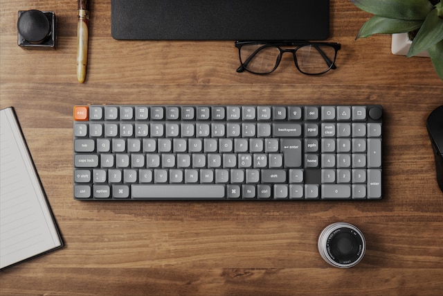 Keychron K17 Max Keychron K17 Max